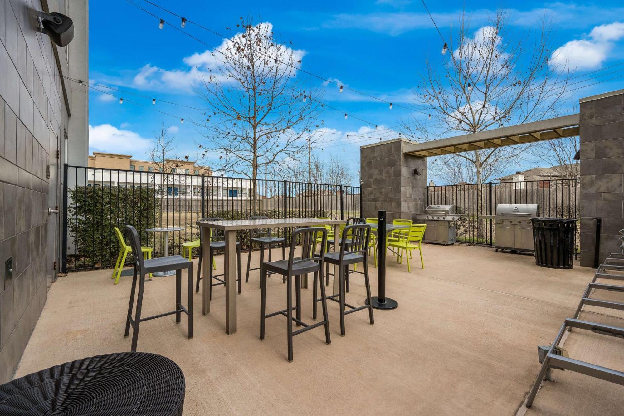 Home2 Suites By Hilton Baytown Extérieur photo