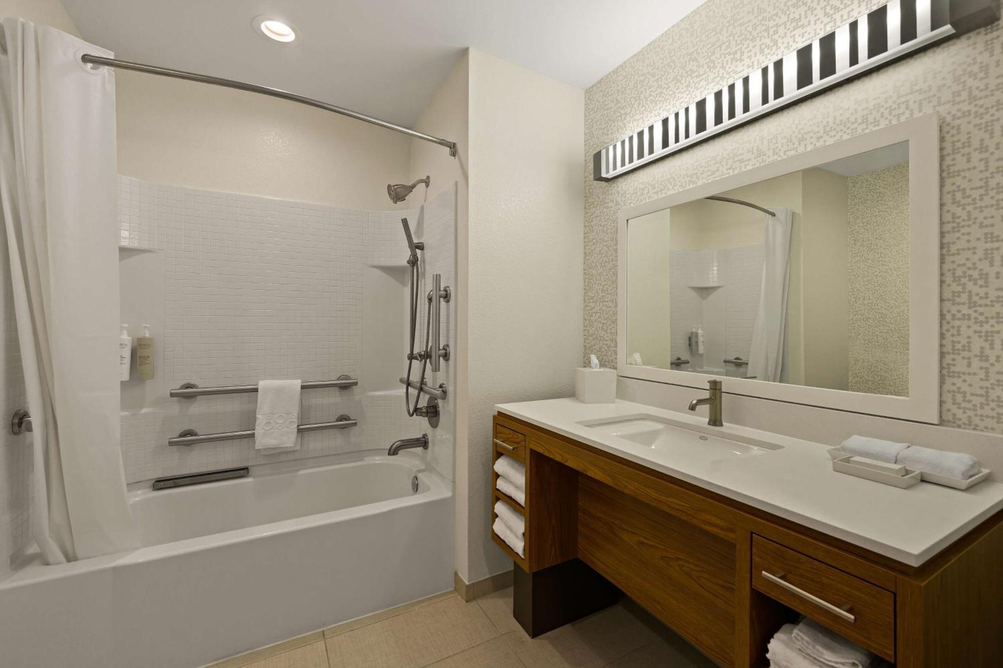 Home2 Suites By Hilton Baytown Extérieur photo